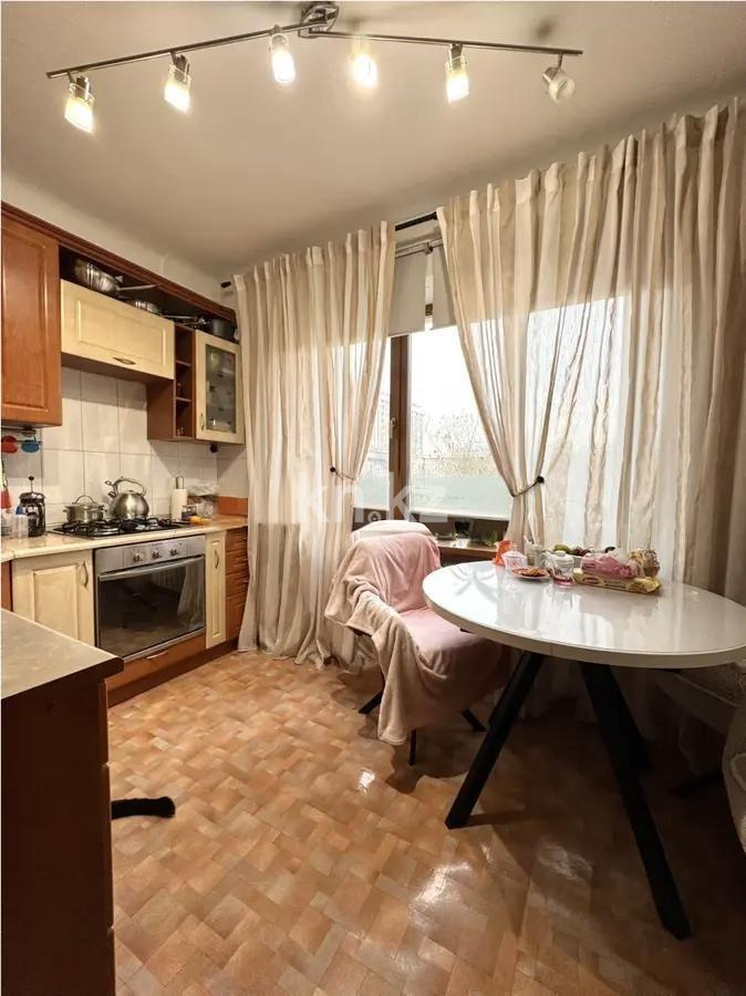 Продажа 3-комнатной квартиры, 76 м², ул. Барибаева, дом  17 в Алматы - фото 4