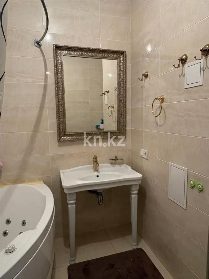 Продажа 4-комнатной квартиры, 165 м² в Астане - фото 4