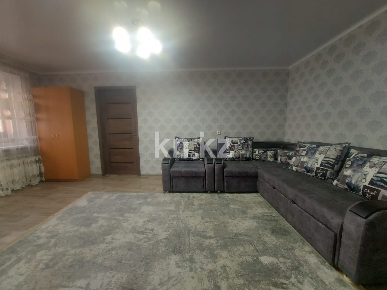 Продажа 2-комнатной квартиры, 45 м², 12-й мкр., дом  39 в Караганде - фото 2