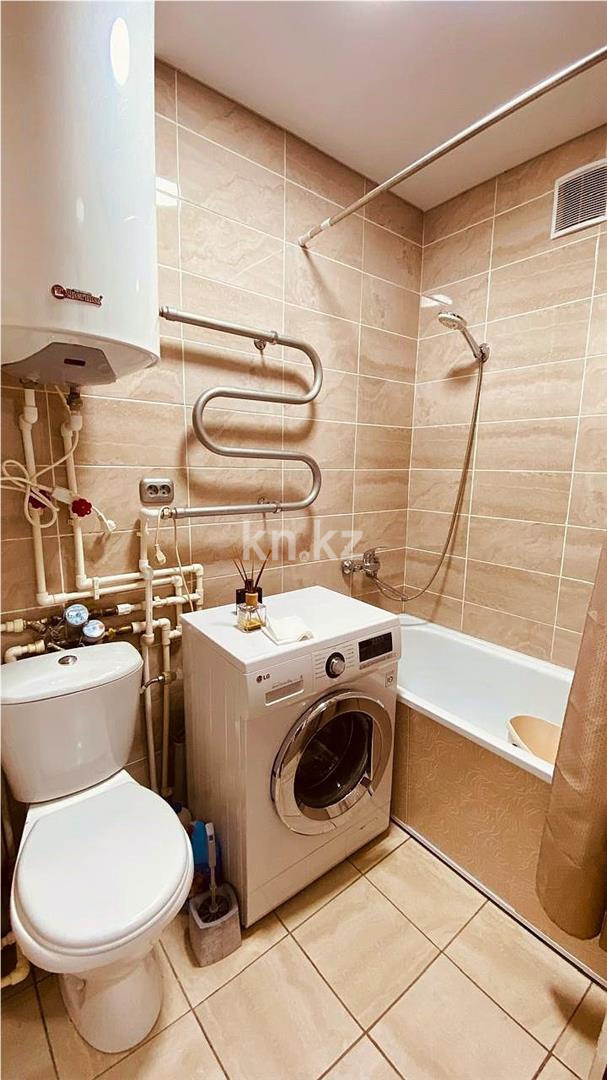 Продажа 3-комнатной квартиры, 61 м², ул. Абая в Темиртау - фото 15