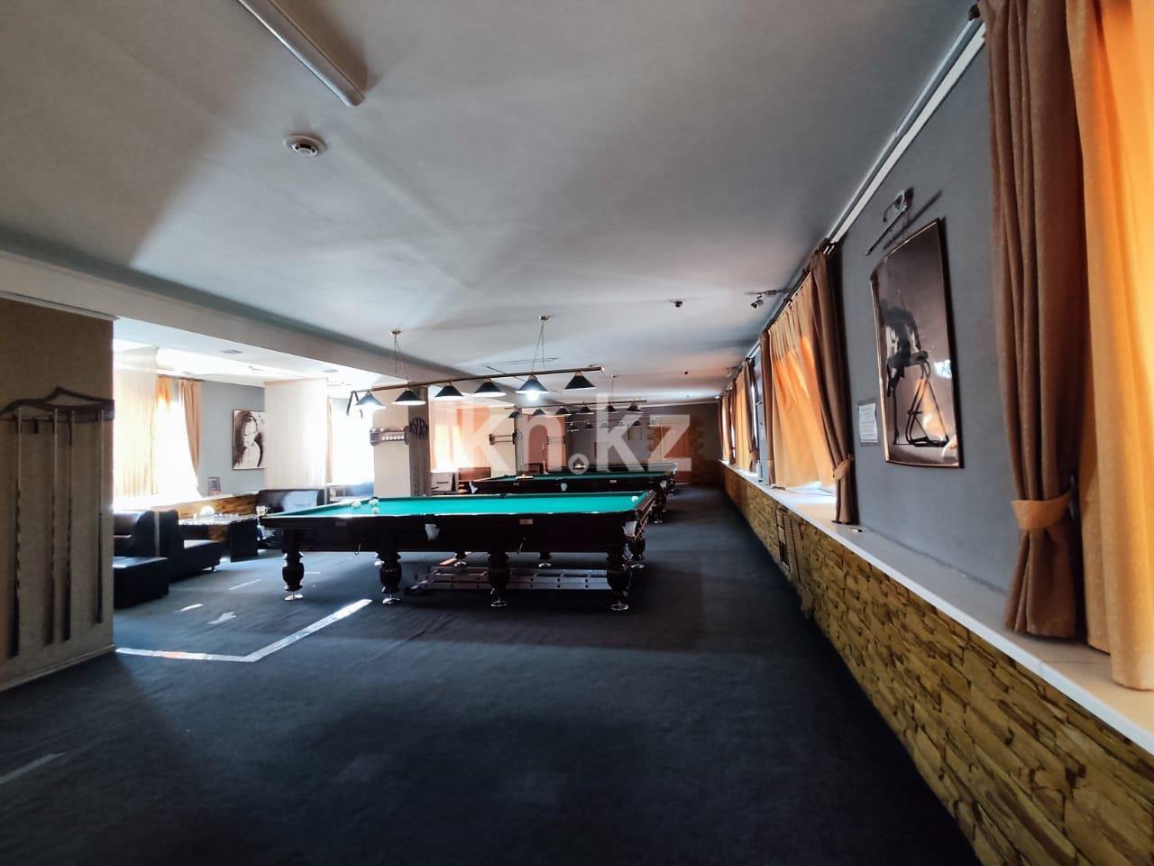 Продажа , 726.9 м², ул. Аманжолова в Караганде - фото 7