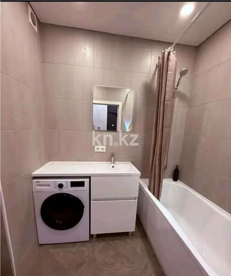 Продажа 2-комнатной квартиры, 56 м², ул. Тулебаева, дом  49/1 в Алматы - фото 2