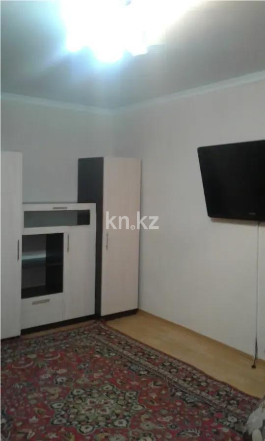 Продажа 4-комнатной квартиры, 72.4 м², пр. Абылай хана, дом  6/4 в Астане