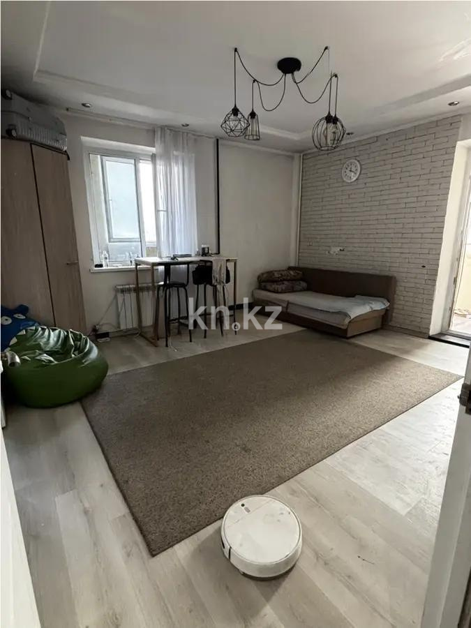 Продажа 1-комнатной квартиры, 52 м², мкр-н Аксай-1, дом  15 в Алматы - фото 2