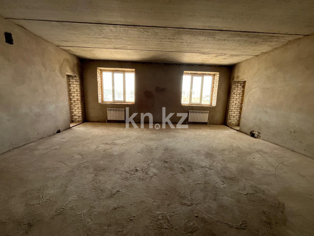Продажа 3-комнатной квартиры, 81 м², ул. Сарыарка в Караганде - фото 5