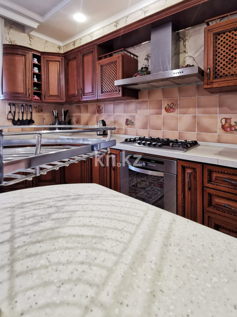 Продажа 5-комнатного дома, 205 м², ул. Сокольского в Алматы - фото 4