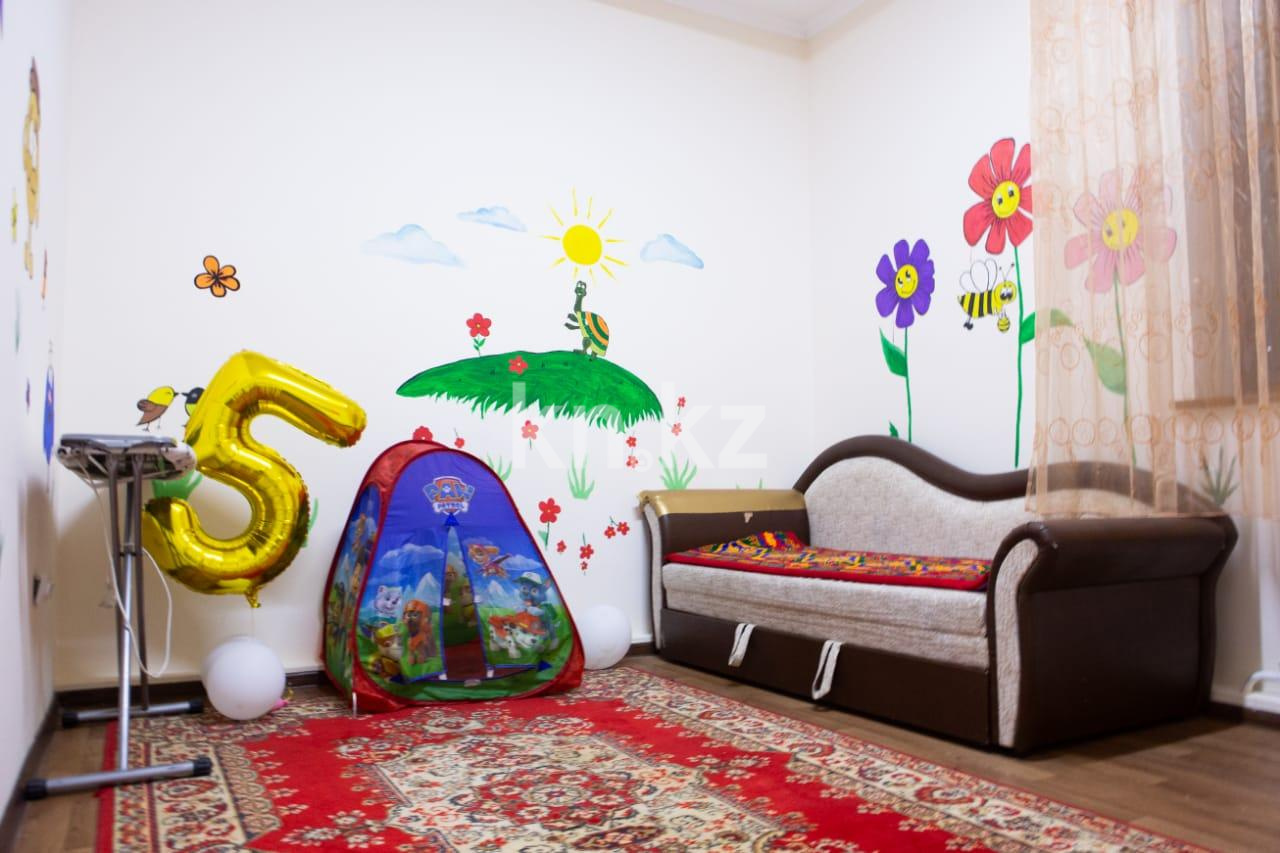 Аренда 2-комнатной квартиры посуточно, 80 м², пр. Абая, дом  45 в Астане - фото 2