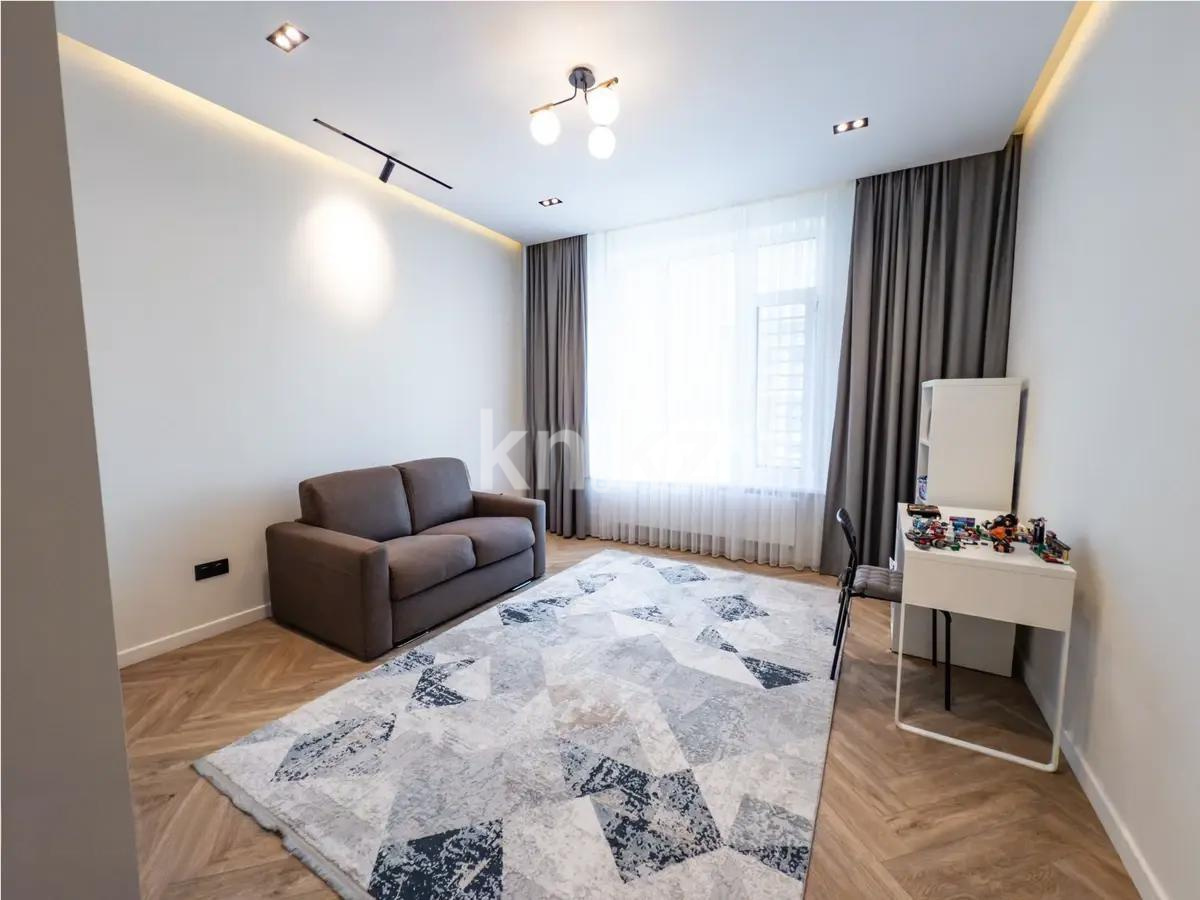 Продажа 3-комнатной квартиры, 131 м², пр. Туран, дом  22/1 в Астане - фото 2