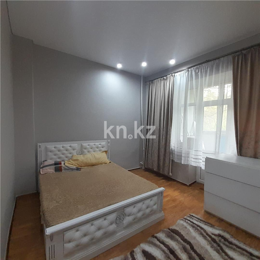 Продажа 3-комнатной квартиры, 80 м², ул. Жамбыла, дом  3 в Караганде - фото 3