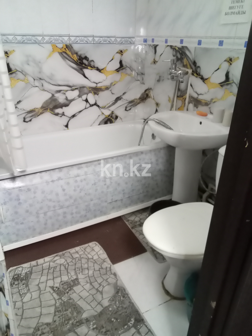 Аренда 1-комнатной квартиры, 32 м², ул. Ержанова, дом  38 в Караганде - фото 6