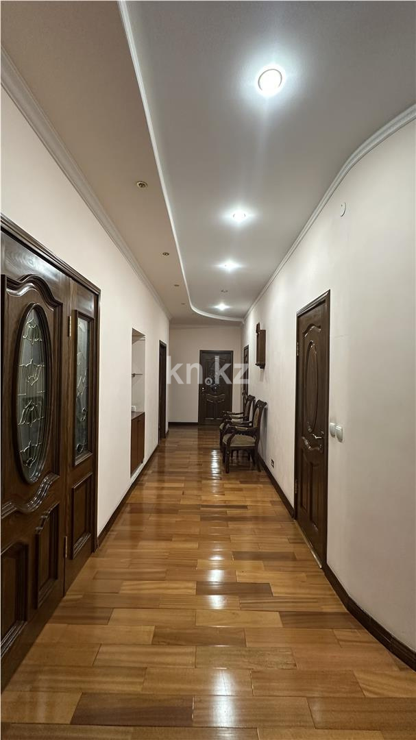 Продажа 3-комнатной квартиры, 126.6 м², ул. Иманбаевой в Астане - фото 11