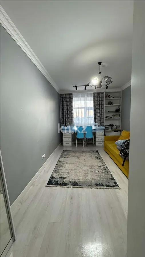 Продажа 5-комнатной квартиры, 200 м² в Астане - фото 2