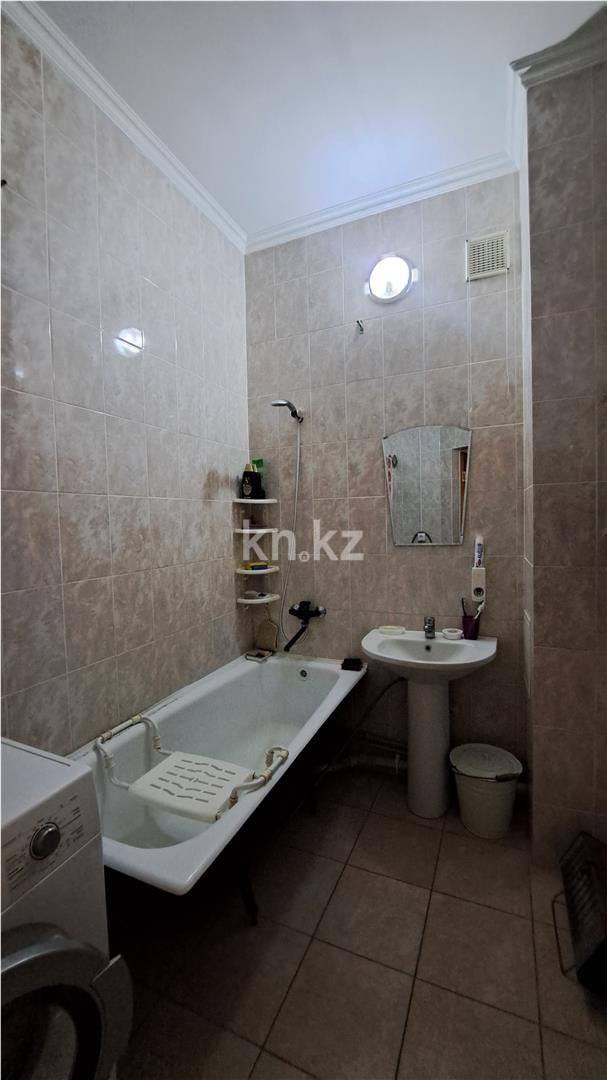 Продажа 2-комнатной квартиры, 76 м², ул. Косшыгулулы, дом  3/1 в Астане - фото 5