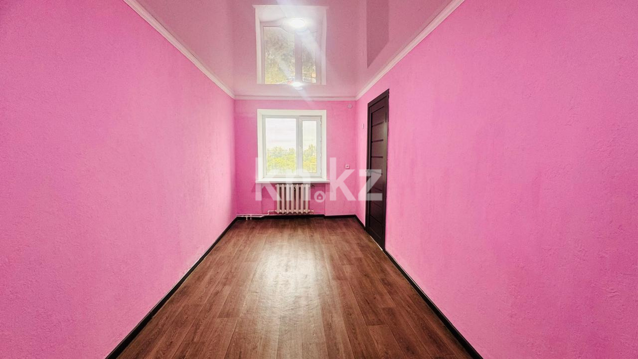 Продажа 2-комнатной квартиры, 43 м², 12 мкр. в Караганде - фото 2