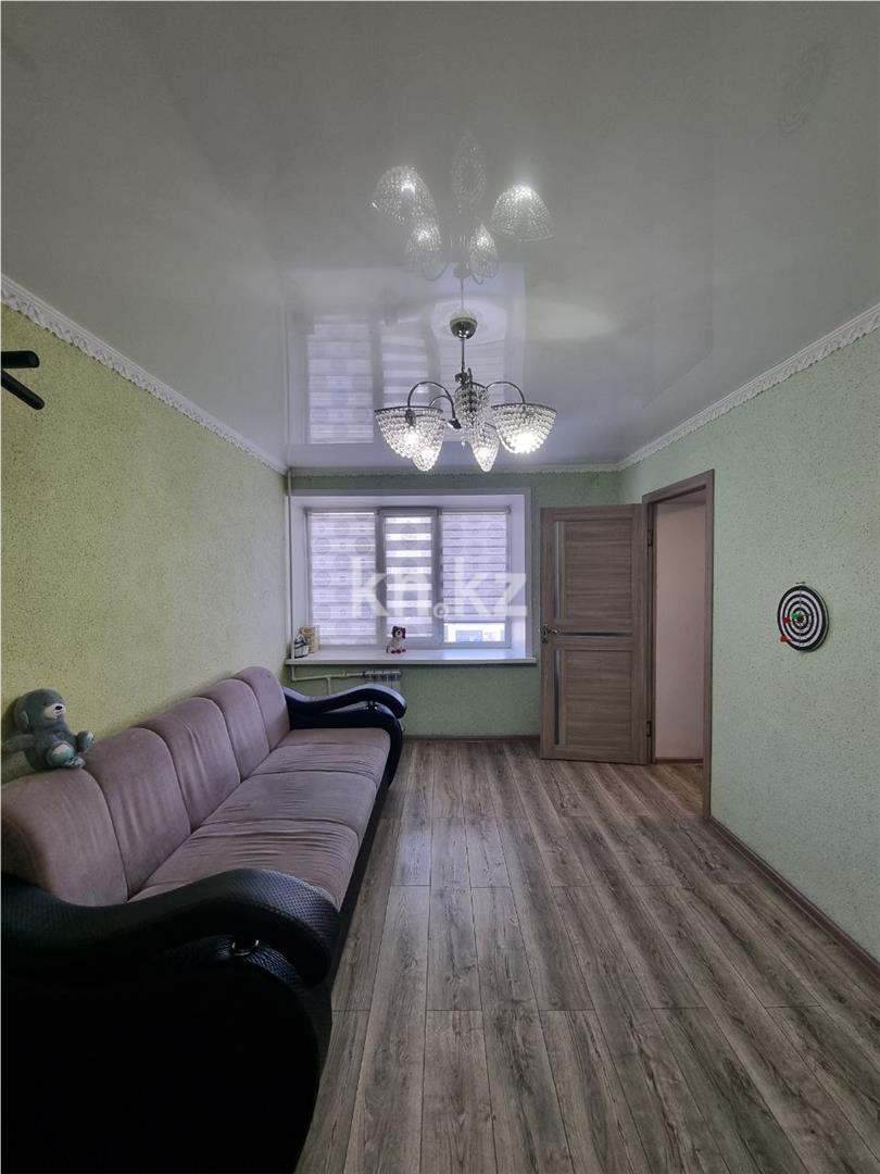 Продажа 4-комнатной квартиры, 90 м², ул. Дюсембекова, дом  4 в Караганде - фото 3