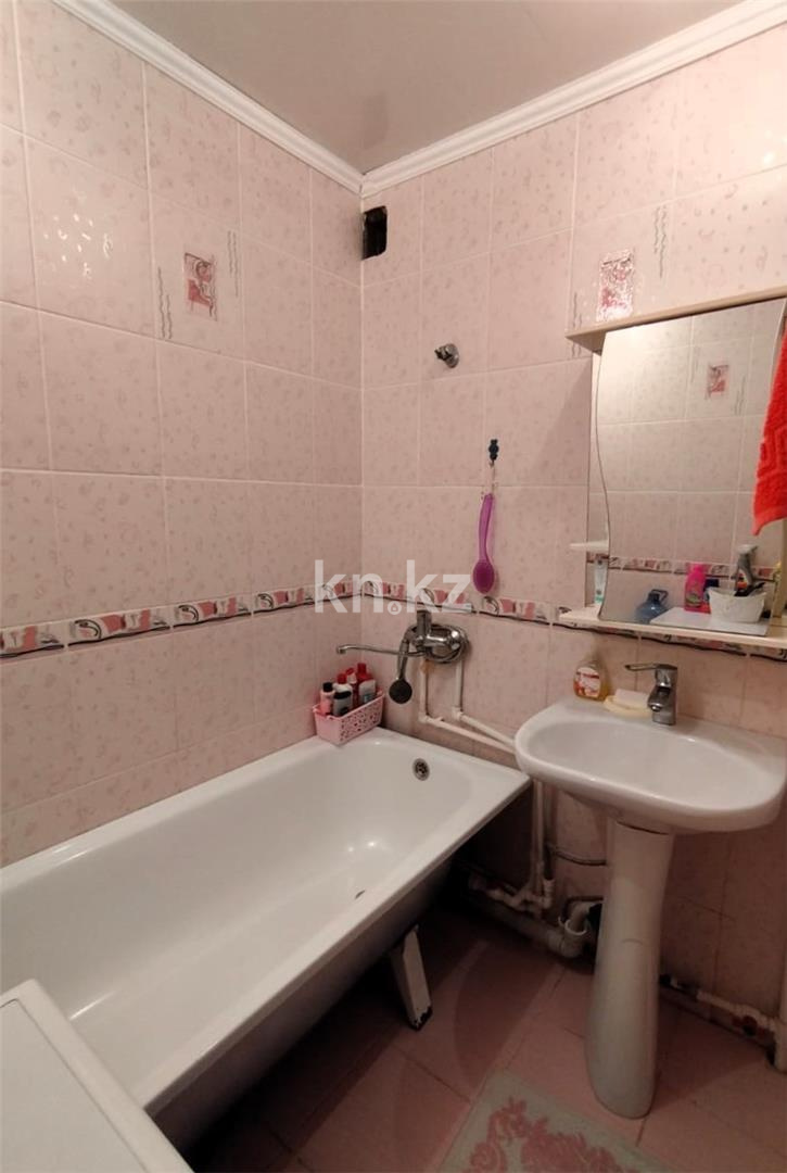 Продажа 3-комнатной квартиры, 63 м² в Караганде - фото 8