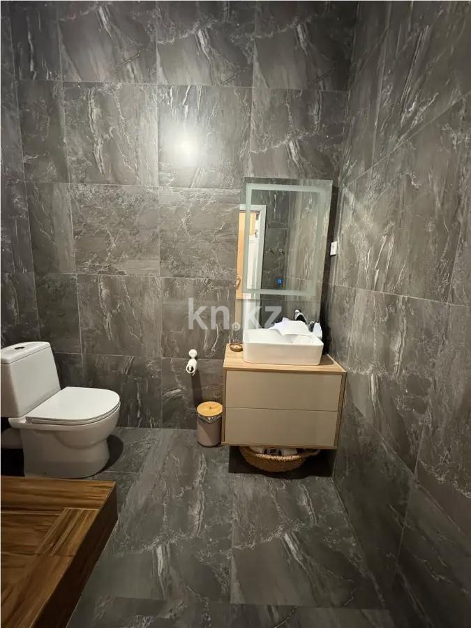 Продажа 3-комнатной квартиры, 100 м², ул. Керей, Жанибек хандар, дом  30 в Астане - фото 5