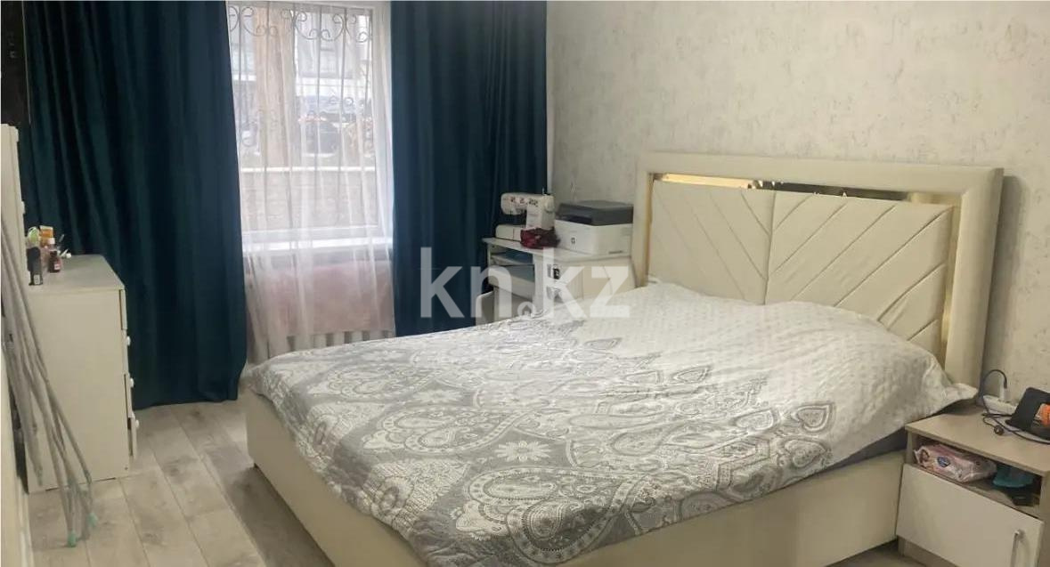 Продажа 3-комнатной квартиры, 62 м², мкр-н 1, дом  77 в Алматы - фото 2