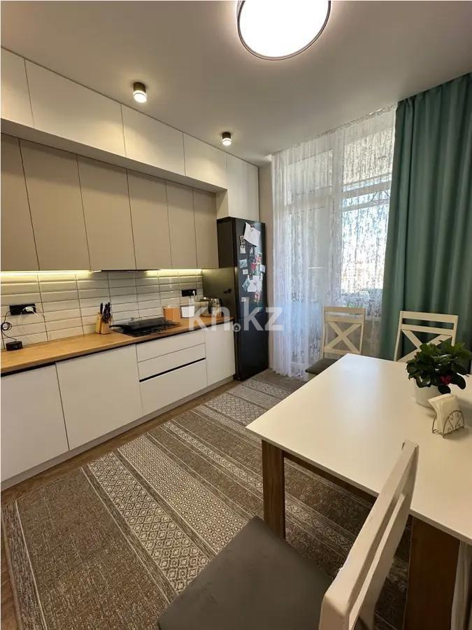 Продажа 3-комнатной квартиры, 93.5 м², ул. Байтурсынова, дом  16 в Астане - фото 4