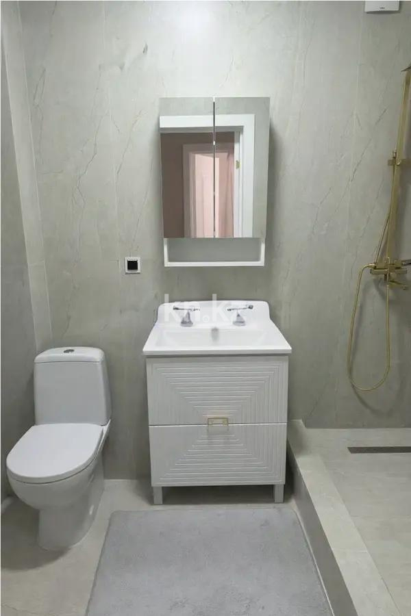 Продажа 2-комнатной квартиры, 70.3 м² в Астане - фото 4