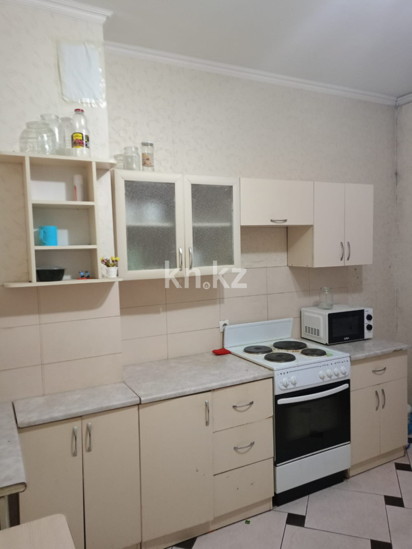 Аренда 2-комнатной квартиры, 65 м² в Астане