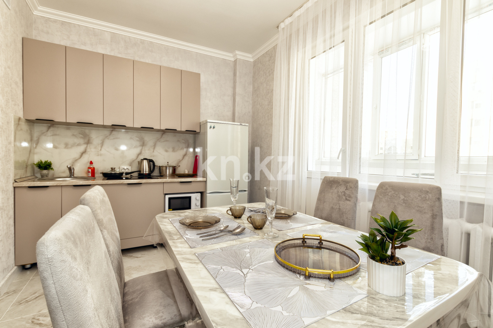 Аренда 1-комнатной квартиры посуточно, 45 м², ул. Бокейхана, дом  30 - пр. Улы Дала в Астане - фото 3