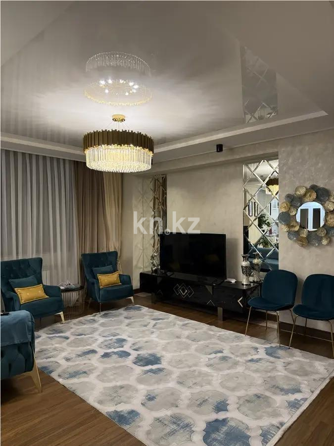 Продажа 4-комнатной квартиры, 110 м², пр. Кабанбай батыра, дом  43а в Астане