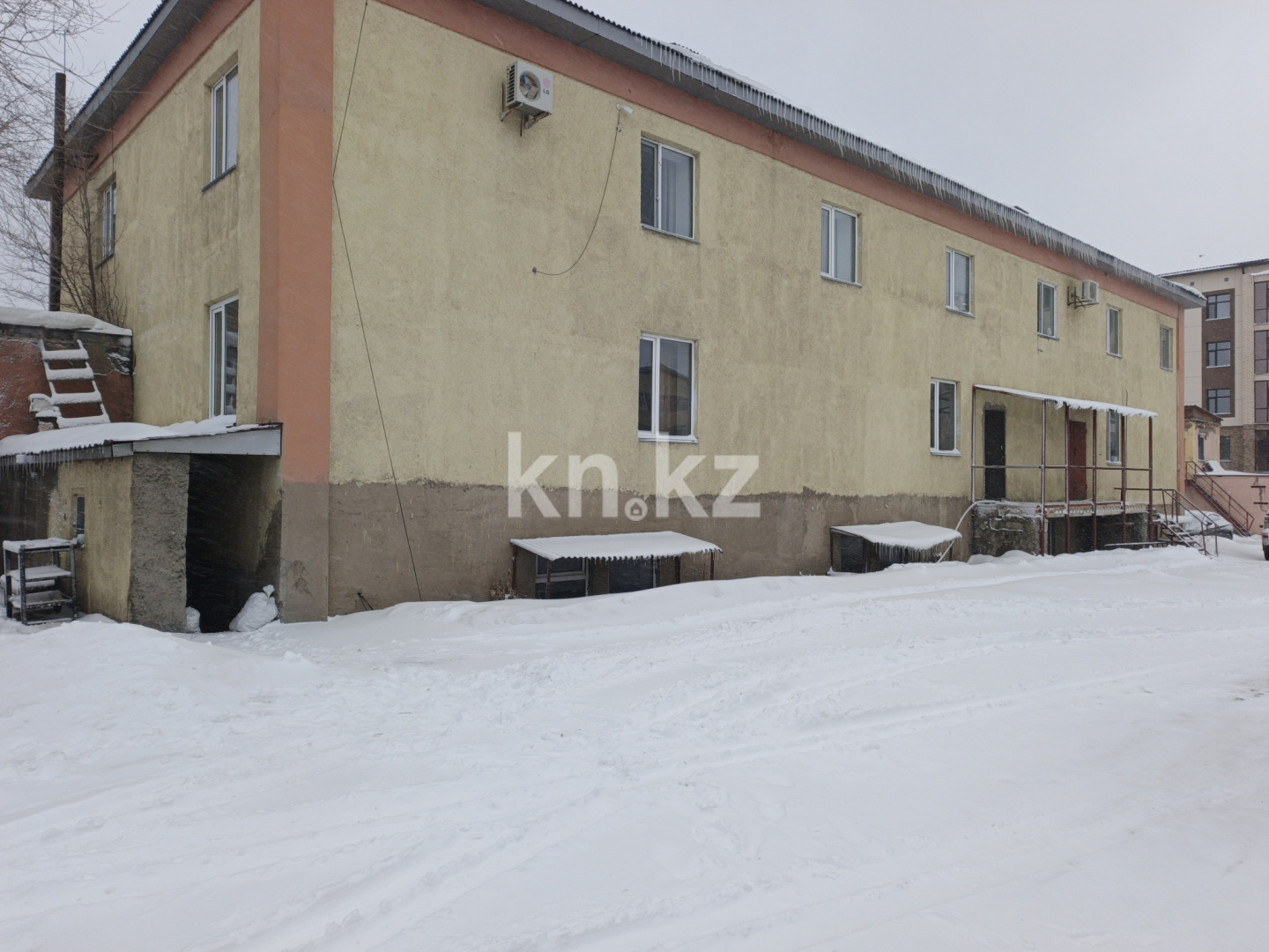 Продажа базы, 3028.5 м² в Караганде