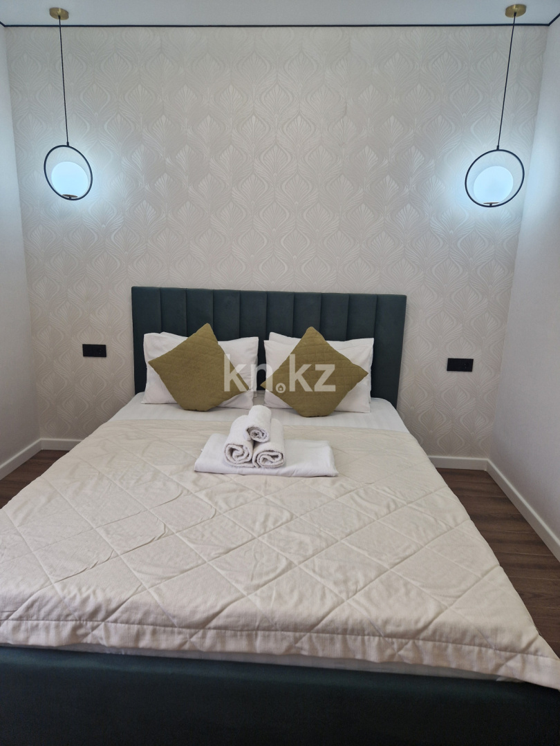 Аренда 2-комнатной квартиры посуточно, 48 м², ул. Туркестан, дом  4б в Астане