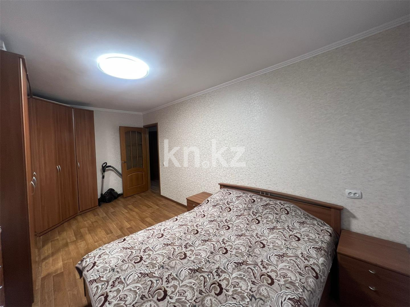 Продажа 3-комнатной квартиры, 62 м², пр. Республики, дом  28 в Караганде - фото 4
