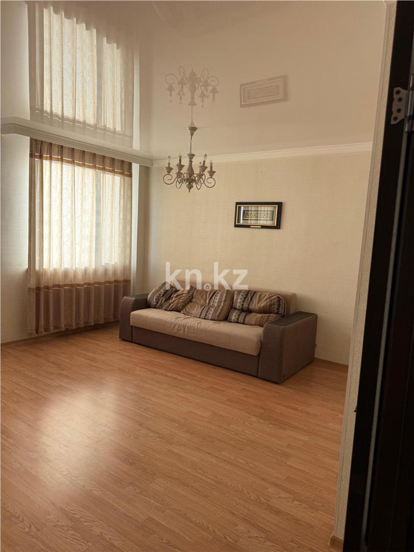Продажа 3-комнатной квартиры, 103 м², ул. Сауран в Астане - фото 2