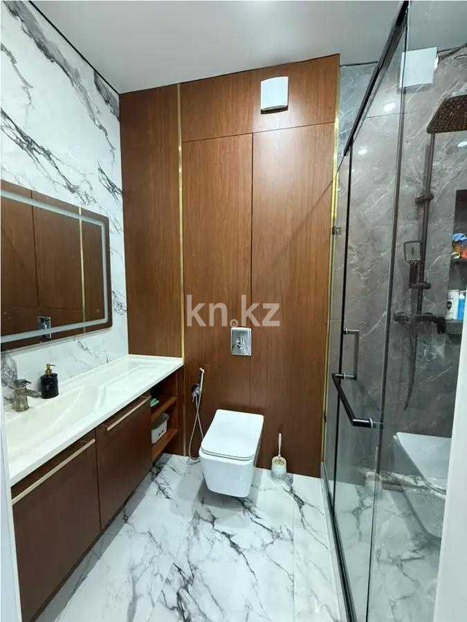 Продажа 3-комнатной квартиры, 130 м², ул. Мухамедханова, дом  11 в Астане - фото 6