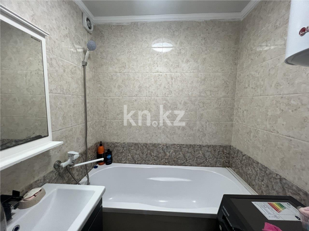 Продажа 3-комнатной квартиры, 76 м², мкр. Степной-2 в Караганде - фото 15