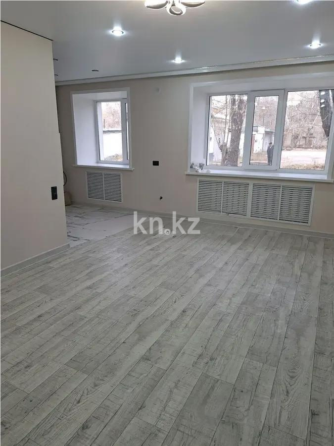 Продажа 2-комнатной квартиры, 42 м², ул. Пичугина, дом  245/2 в Караганде
