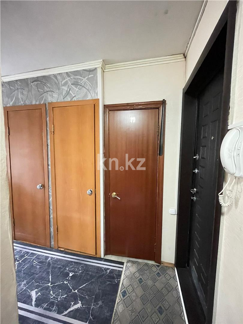 Продажа 4-комнатной квартиры, 60 м², ул. Абая в Сарани - фото 9