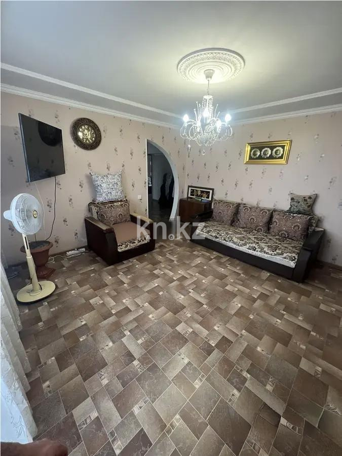 Продажа 3-комнатной квартиры, 64 м², ул. Университетская, дом  11 в Караганде - фото 2