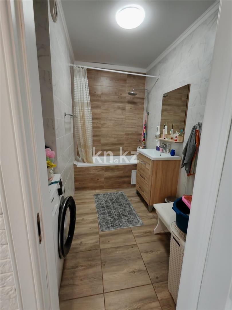 Продажа 3-комнатной квартиры, 104 м² в Караганде - фото 7