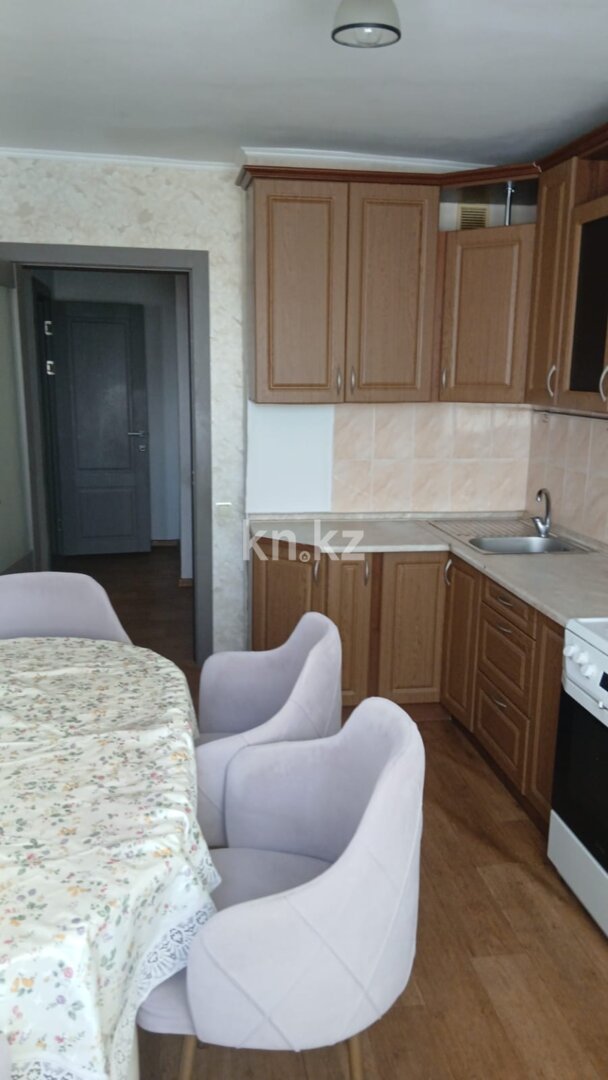 Аренда 2-комнатной квартиры, 60 м² в Астане