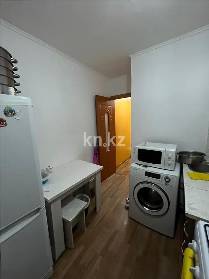 Продажа 2-комнатной квартиры, 45 м², мкр-н 16, дом  27 в Караганде - фото 4