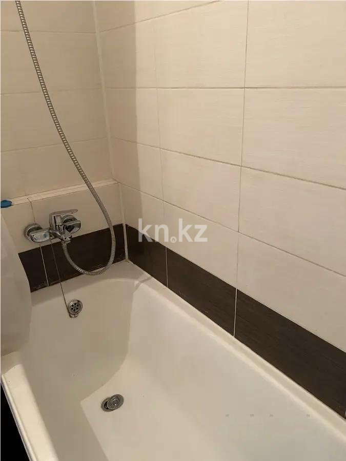 Продажа 3-комнатной квартиры, 74.4 м², ул. Жарокова, дом  287 в Алматы - фото 5