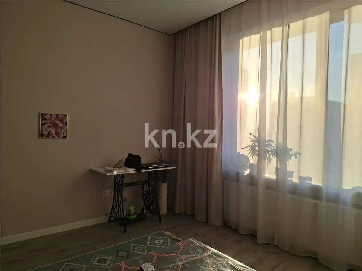 Продажа 3-комнатной квартиры, 102 м², ул. Сатпаева, дом  90/56 в Алматы