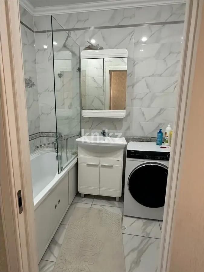 Продажа 3-комнатной квартиры, 110 м², пр. Республики, дом  1/3 в Караганде - фото 5