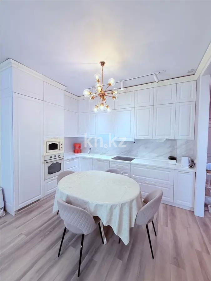 Продажа 4-комнатной квартиры, 100 м², ул. Мухамедханова, дом  21 в Астане - фото 5