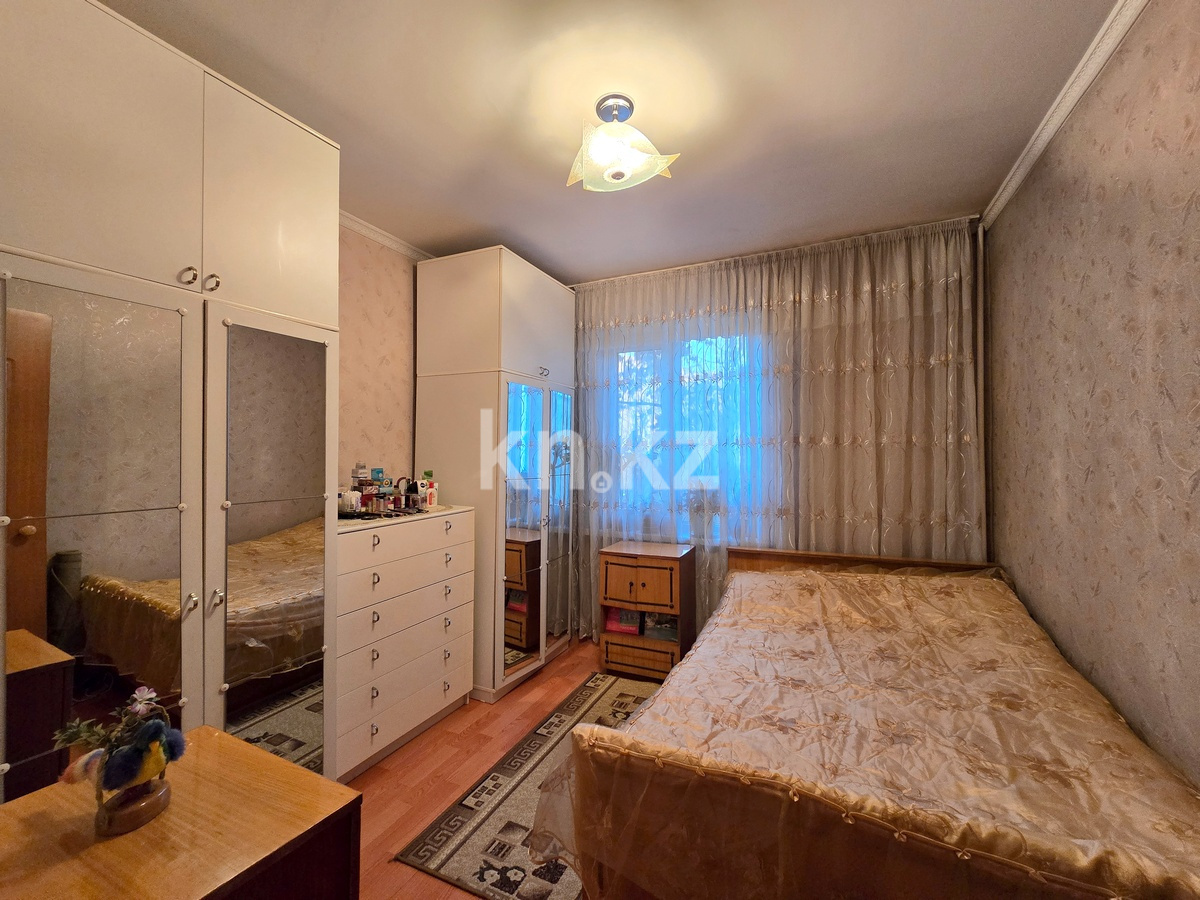 Продажа 2-комнатной квартиры, 43 м², мкр-н Аксай-2, дом  3 в Алматы - фото 11