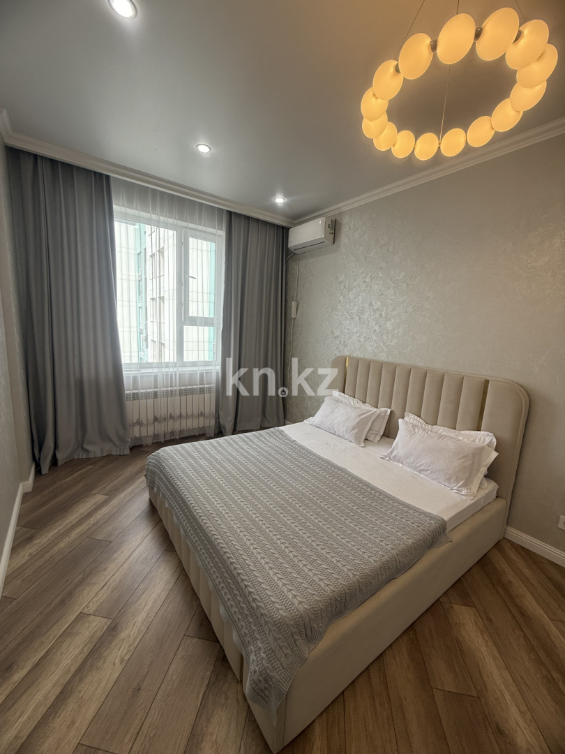 Аренда 3-комнатной квартиры посуточно, 86 м², пр. Кабанбай батыра, дом  64 - ул. Рыскулова в Астане