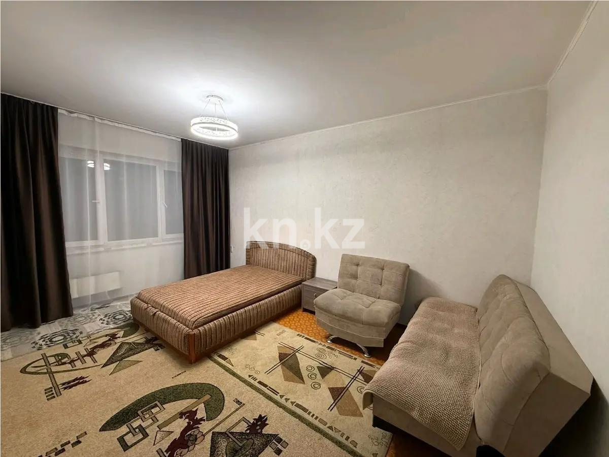 Продажа 1-комнатной квартиры, 40.1 м², мкр. Аксай-4, дом  61 в Алматы