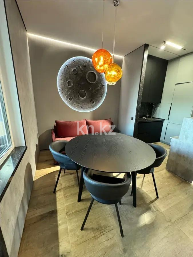 Продажа 4-комнатной квартиры, 124 м², пр. Тауелсыздык, дом  23 в Астане - фото 3