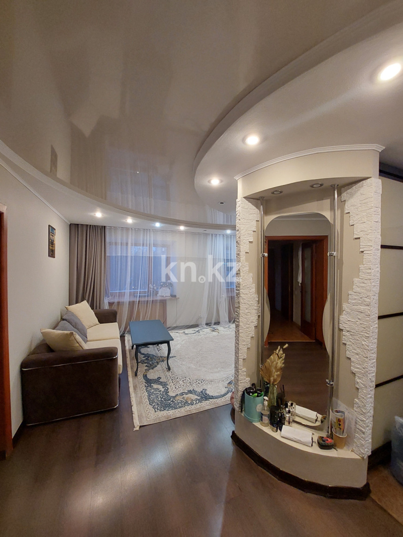 Продажа 4-комнатной квартиры, 110 м² в Караганде - фото 3