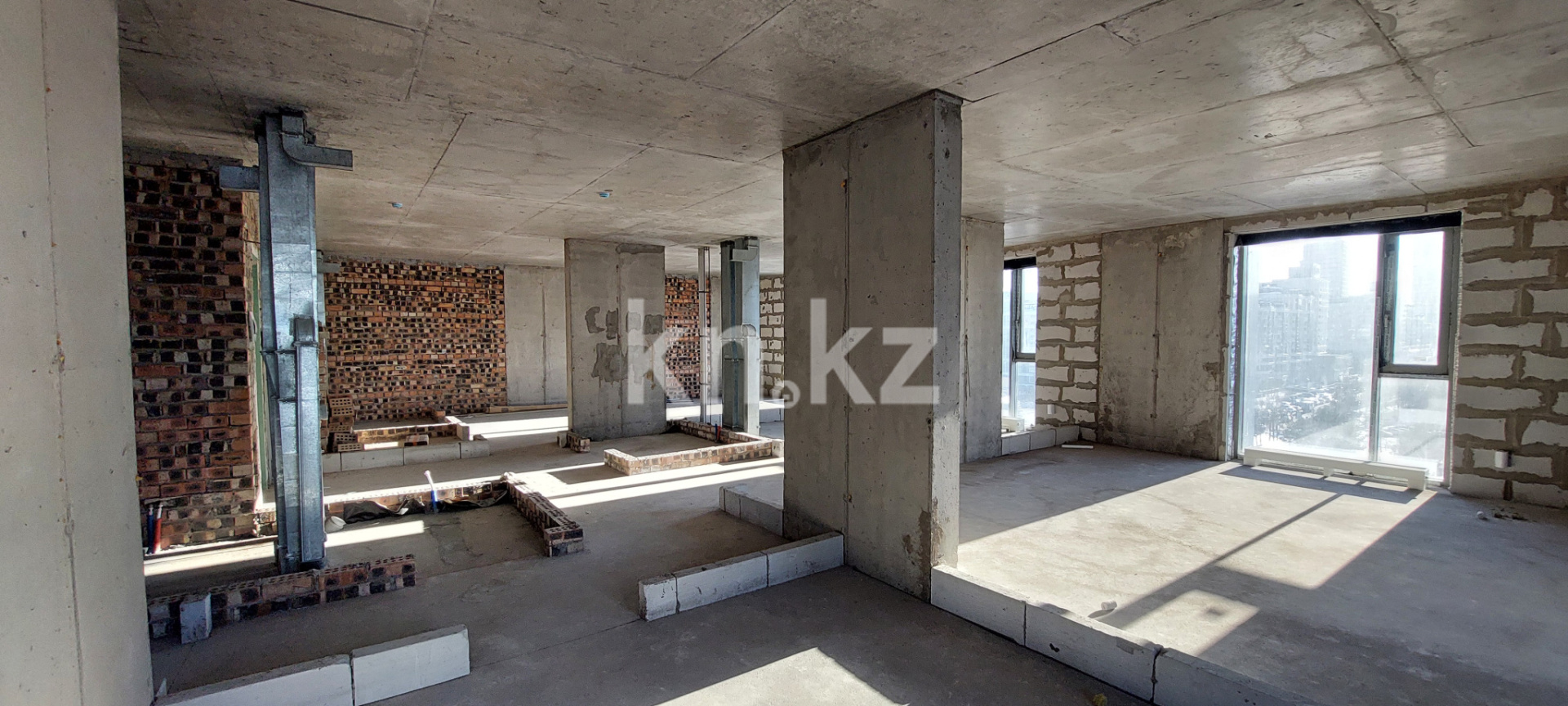 Продажа 4-комнатной квартиры, 157 м² в Астане - фото 12