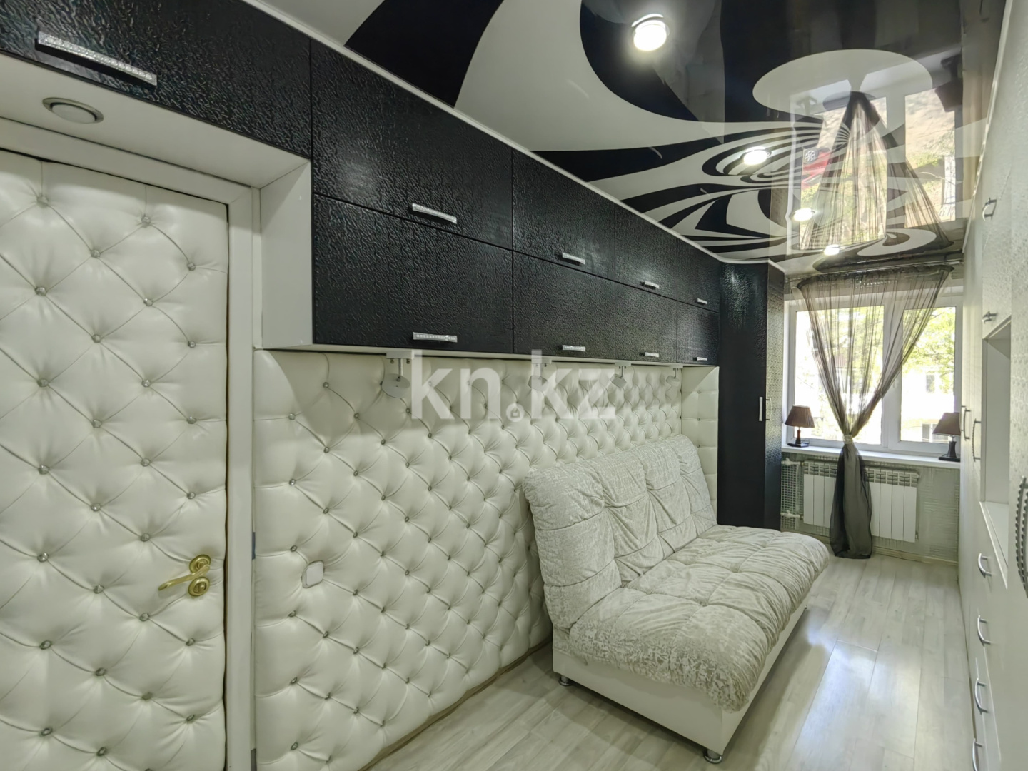 Продажа 3-комнатной квартиры, 75 м², 1 кв-л, дом  10 в Караганде - фото 11